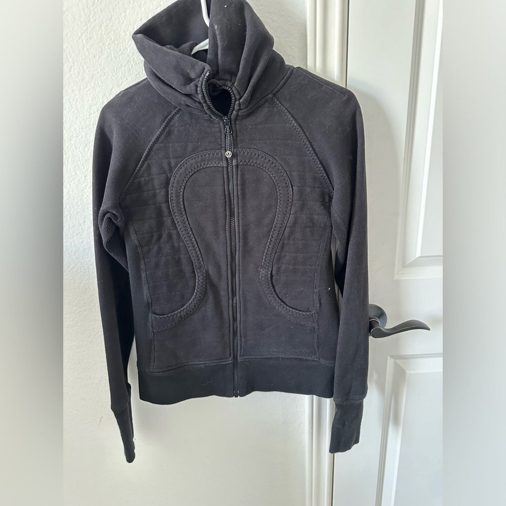 Black lululemon zip up.